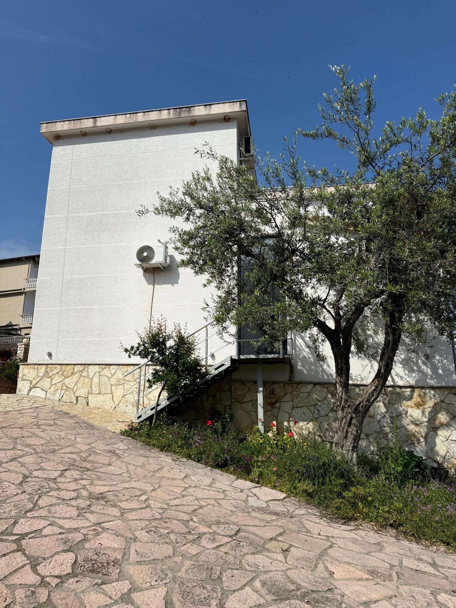 Vila Bilali Apartment Ksamil Exterior photo